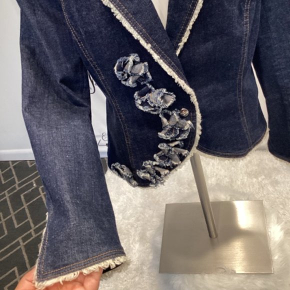 ESCADA SZ 40 DEMIN FLOWER BLAZER - Picture 2 of 4